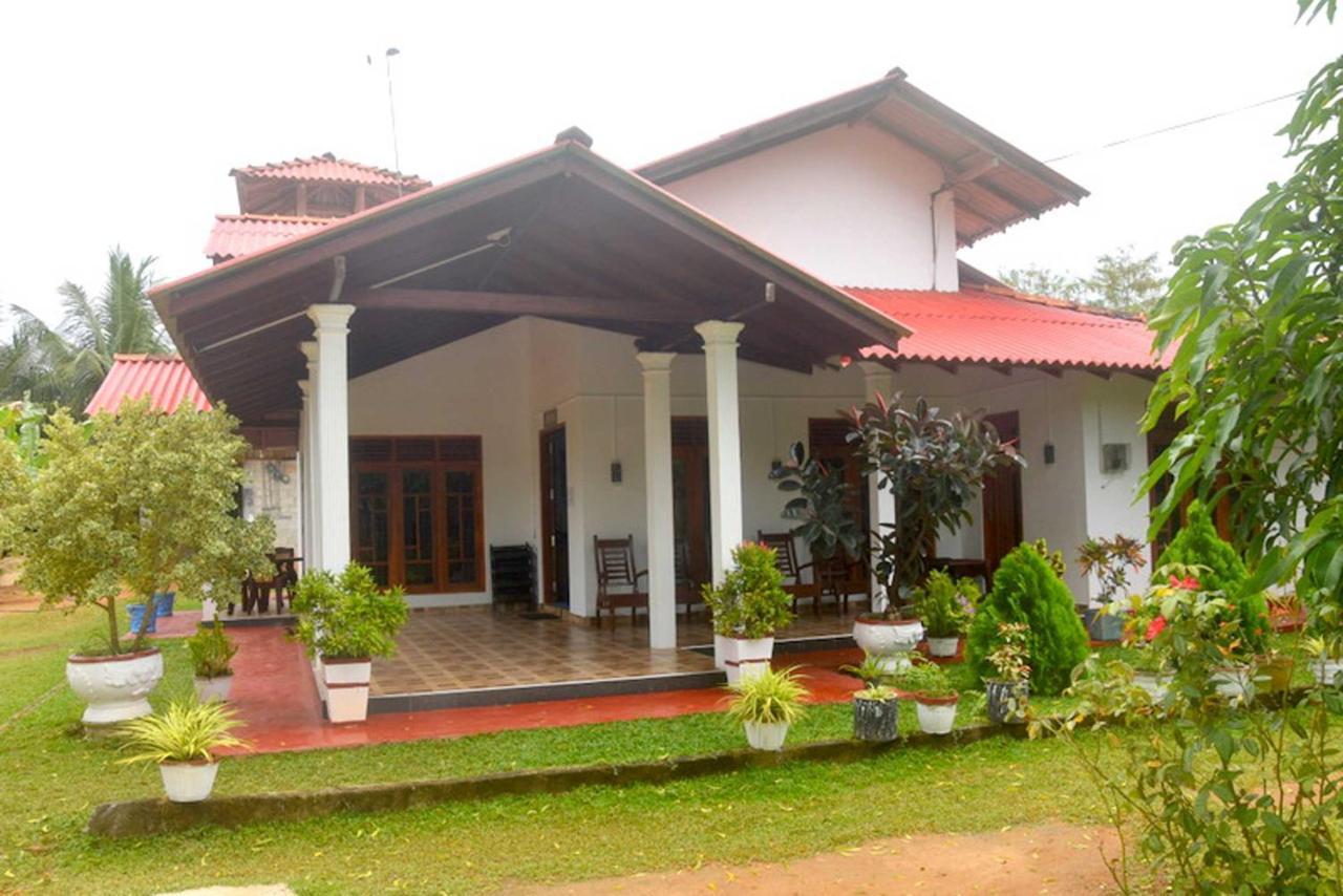 Wilpattu Lakwin Guest Hotel Pahala Maragahawewa Exterior photo