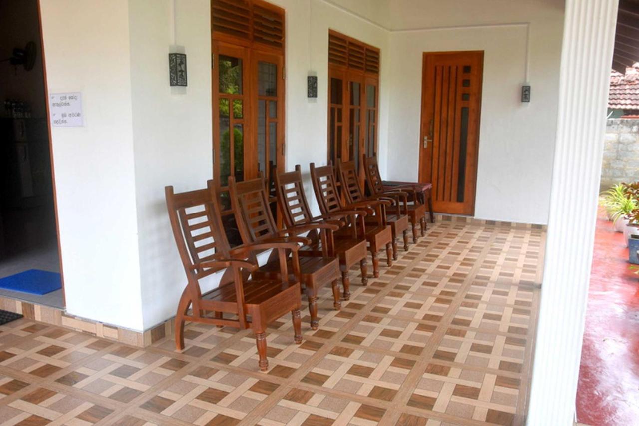 Wilpattu Lakwin Guest Hotel Pahala Maragahawewa Exterior photo